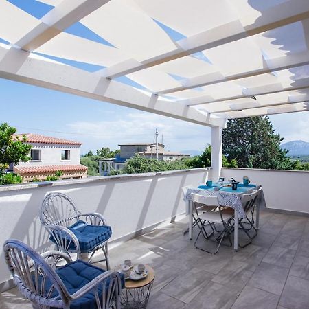 Casa Vacanze Zefiro أروسييْ المظهر الخارجي الصورة