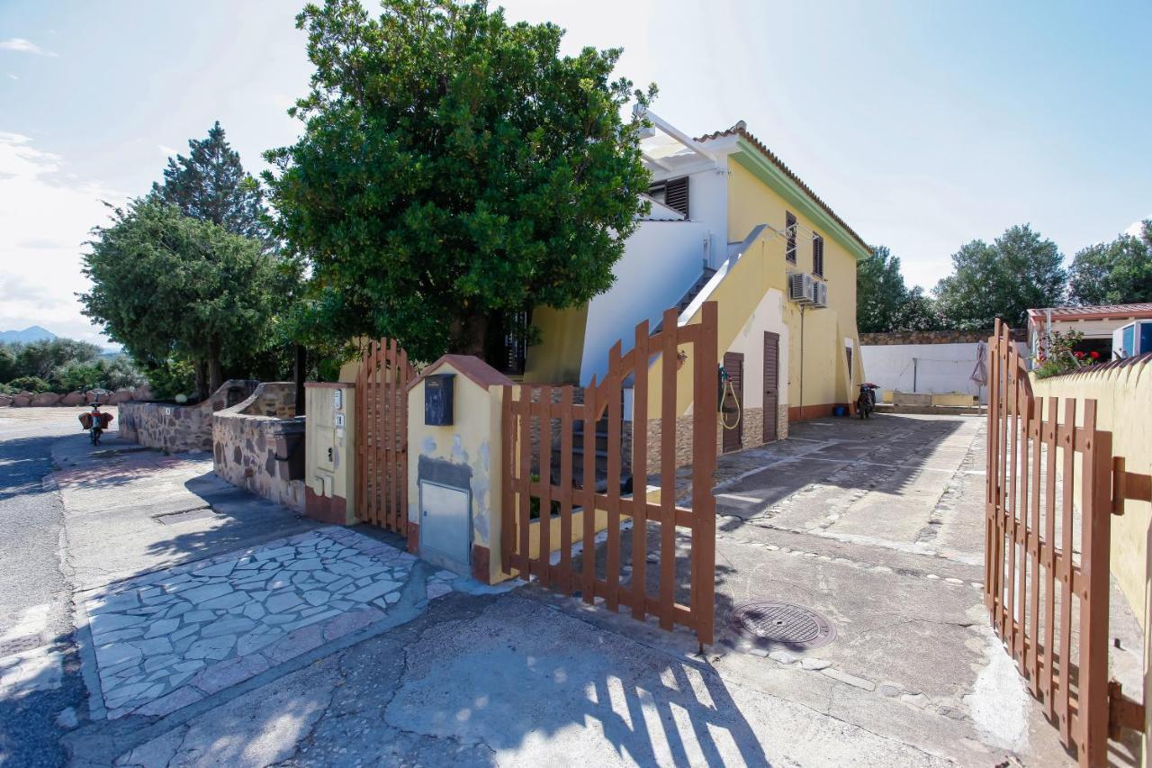 Casa Vacanze Zefiro أروسييْ المظهر الخارجي الصورة